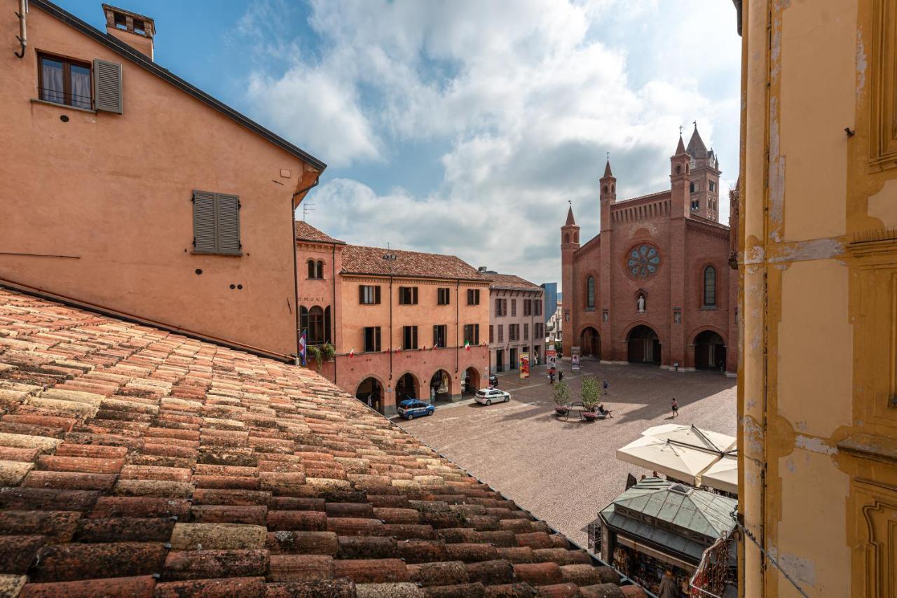 Appartamento Palazzo Ciravegna Alba  Esterno foto