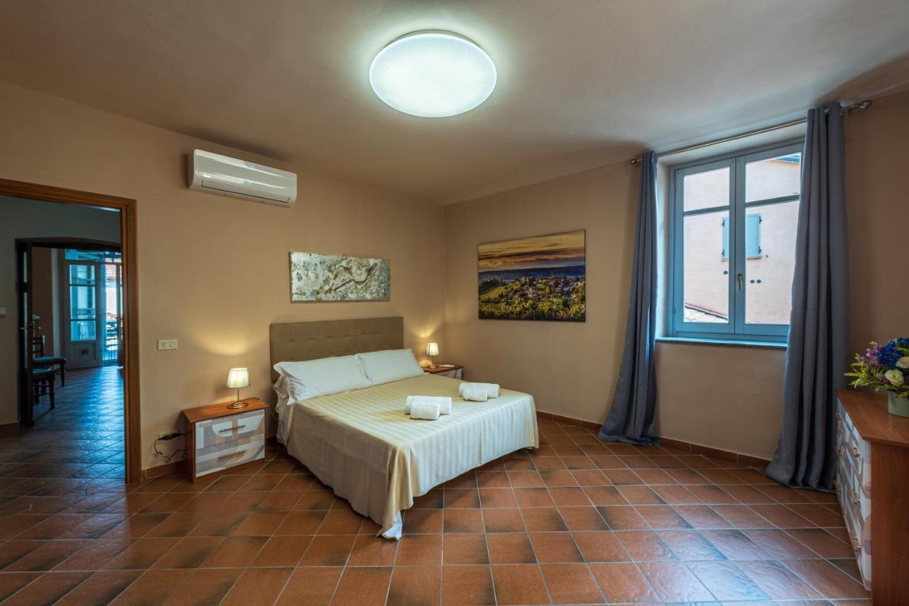 Appartamento Palazzo Ciravegna Alba  Esterno foto