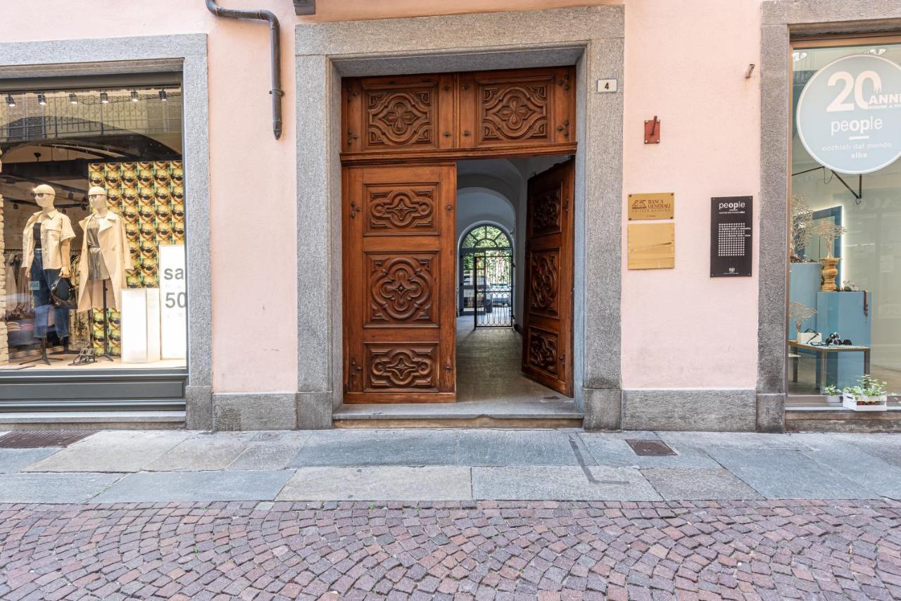 Appartamento Palazzo Ciravegna Alba  Esterno foto